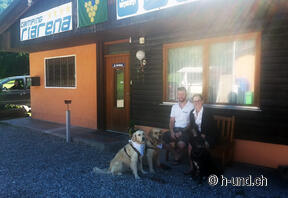 Hôtes chaleureux Nicole et Stefan Berner (Camping Riarena)