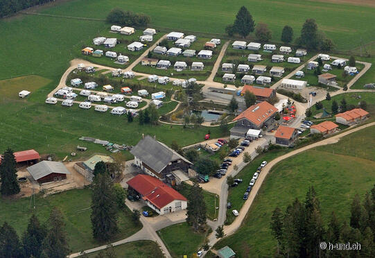 Ferien Village les Cerneux GmbH