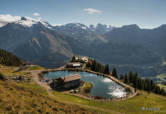 Hüttismatt-Brunnihütte barefoot path