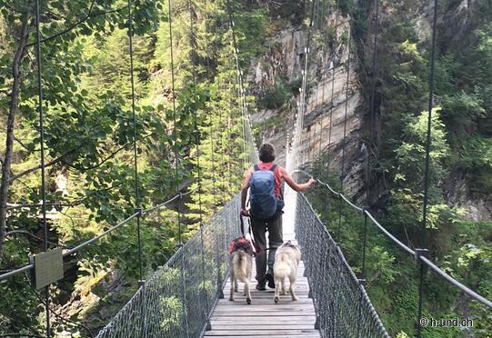 Uors - Vrin con ponte sospeso Val da Silgin